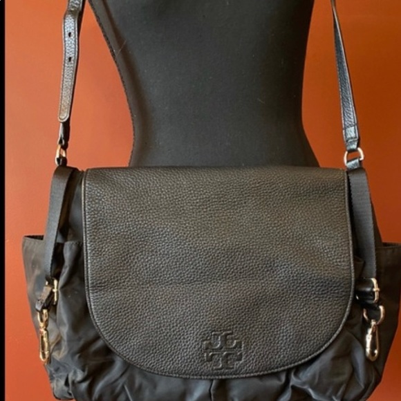 Tory Burch Thea diaper/messenger bag - Picture 5 of 16